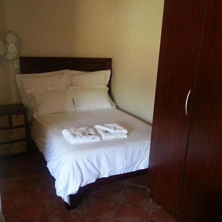 Private Apartments & Biz Stays พริทอเรีย ห้อง รูปภาพ