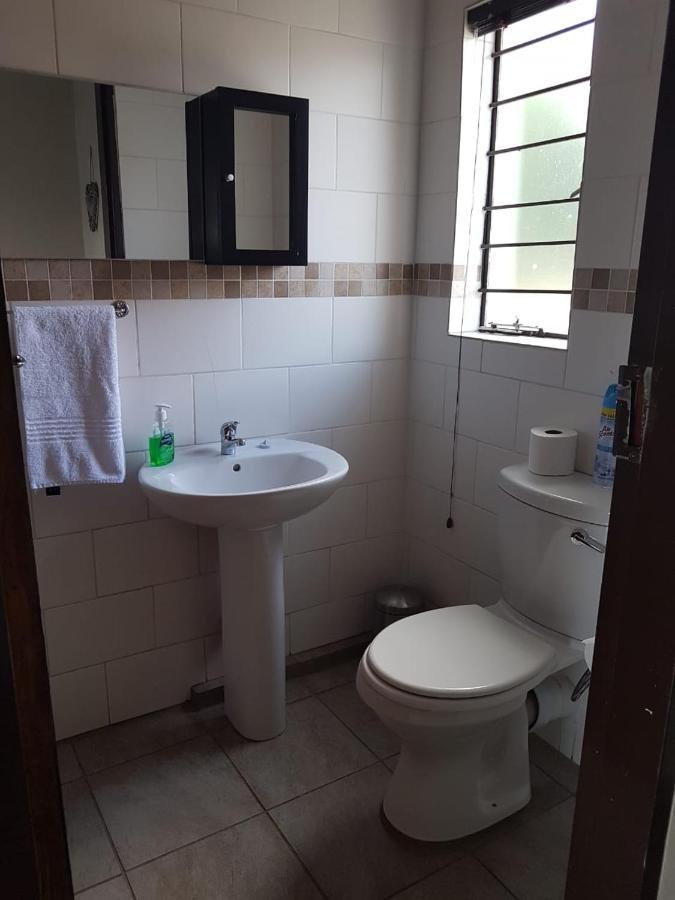 Private Apartments & Biz Stays พริทอเรีย ภายนอก รูปภาพ