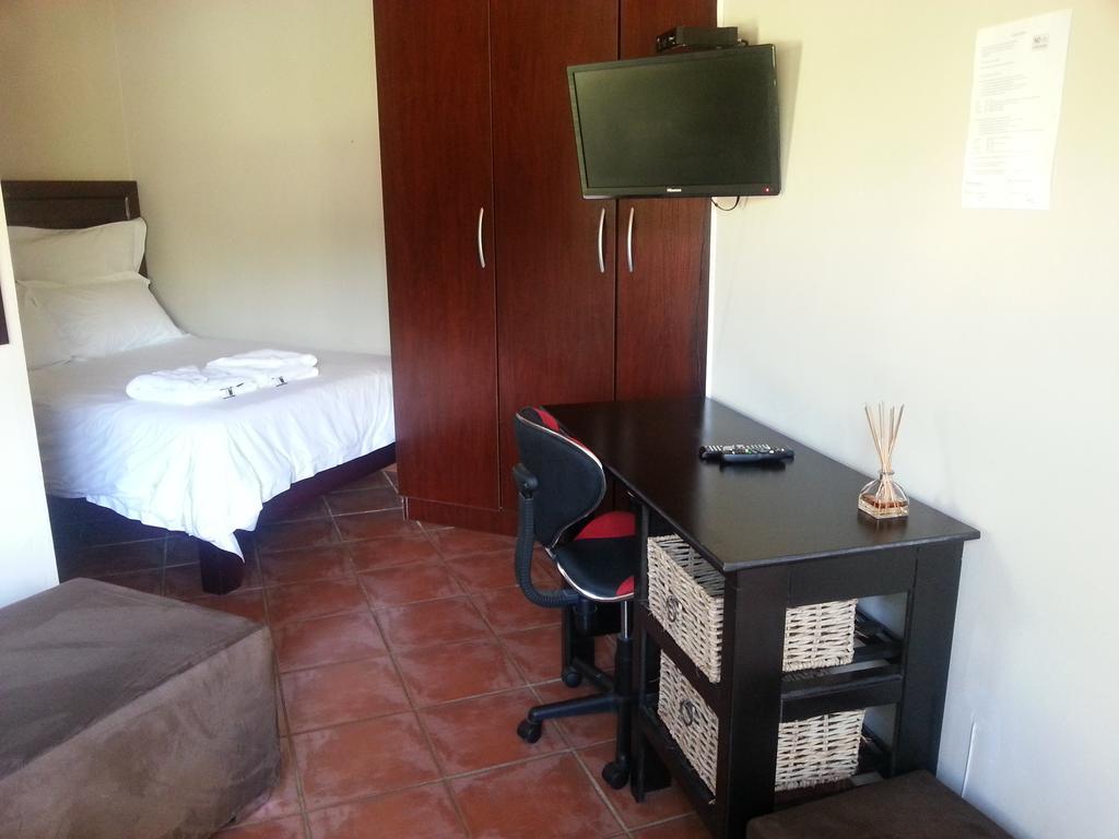 Private Apartments & Biz Stays พริทอเรีย ห้อง รูปภาพ